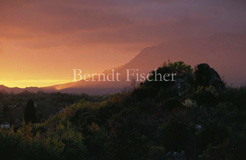 Sonnenuntergang Berge - Zum Vergroessern klicken!