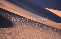 Sanddne Namibwste - Zum Vergroessern klicken!