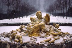 Schloss Versailles Park Brunnen - Zum Vergroessern klicken!