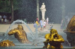 Schloss Versailles Park  - Zum Vergroessern klicken!