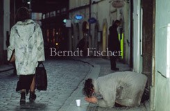 Bettler neue Armut Altstadt - Zum Vergroessern klicken!