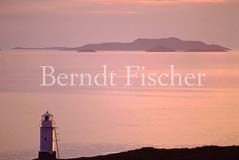 Meeresk�ste Leuchtturm Ullapool Hebriden Inseln  - Zum Vergroessern klicken!