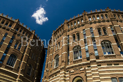 Gasometer  - Zum Vergroessern klicken!